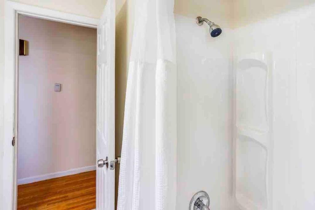 {Hot Tub In Ranch} Mins To Airport/Uofr/Strng/Dwtn Villa Rochester Ngoại thất bức ảnh